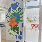 Endless Summer House (adults Only) Vandrerhjem