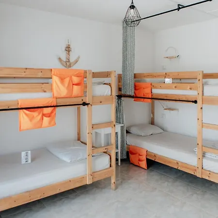 Vandrarhem Endless Summer House (adults Only)